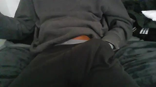 latinman7944 online show from March 6, 7:49 am