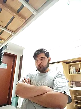 Snapshot of Koma001 chatting on March 3, 1:06 pm Koma001 online show from March 3, 1:06 pm