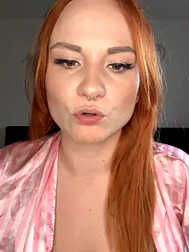 Fiebie licios online show from December 2, 9:03 am