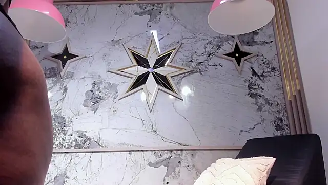 ZoeCollin online show from June 20, 7:49 pm