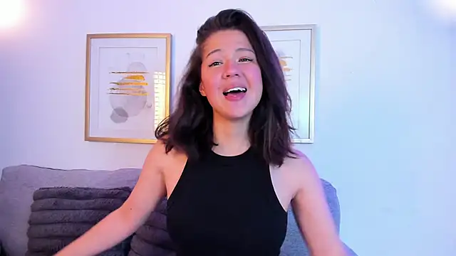 Skyy bloom online show from March 23, 4:00 pm