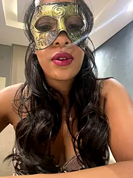 LunnaMaska online show from December 21, 4:08 am