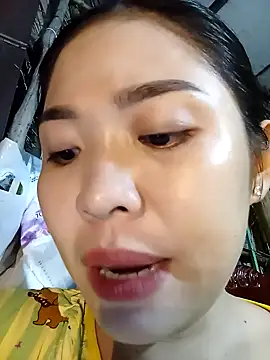 Snapshot of Lin-kute98 chatting on April 23, 2:30 pm Lin-kute98 online show from April 23, 2:30 pm
