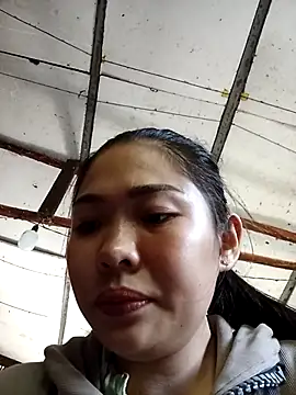 Snapshot of Lin-kute98 chatting on April 24, 2:36 am Lin-kute98 online show from April 24, 2:36 am