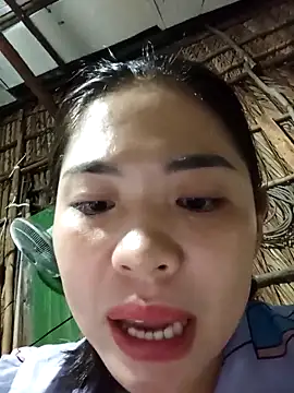Snapshot of Lin-kute98 chatting on April 29, 10:16 pm Lin-kute98 online show from April 29, 10:16 pm