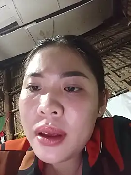 Snapshot of Lin-kute98 chatting on May 20, 11:27 am Lin-kute98 online show from May 20, 11:27 am
