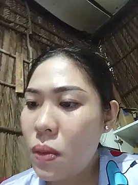 Snapshot of Lin-kute98 chatting on May 30, 10:51 pm Lin-kute98 online show from May 30, 10:51 pm