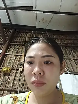 Snapshot of Lin-kute98 chatting on May 31, 10:55 pm Lin-kute98 online show from May 31, 10:55 pm