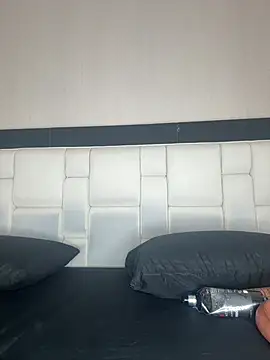 Snapshot of Celeste_Valencia_ chatting on May 6, 4:41 am Celeste Valencia online show from May 6, 4:41 am