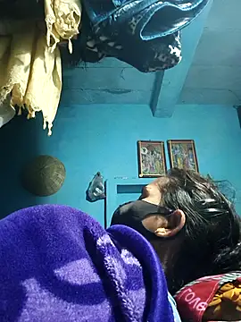 Snapshot of Punam_panjabi chatting on February 5, 11:31 pm Punam panjabi online show from February 5, 11:31 pm