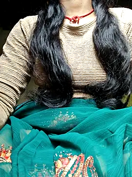 Snapshot of Punam_panjabi chatting on May 15, 12:34 pm Punam panjabi online show from May 15, 12:34 pm