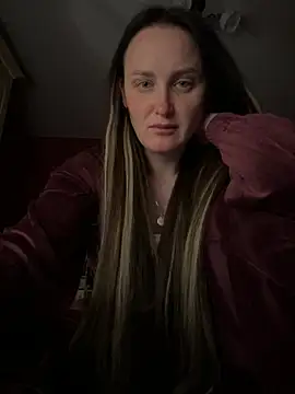 TomilaSi online show from March 18, 8:01 pm