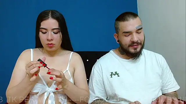 Snapshot of ARIA_AND_NICK chatting on June 2, 4:20 pm ARIA AND NICK online show from June 2, 4:20 pm