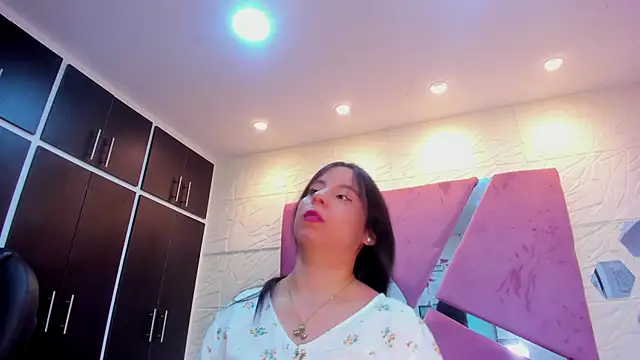 Snapshot of sol-angel chatting on May 2, 4:12 pm sol-angel online show from May 2, 4:12 pm