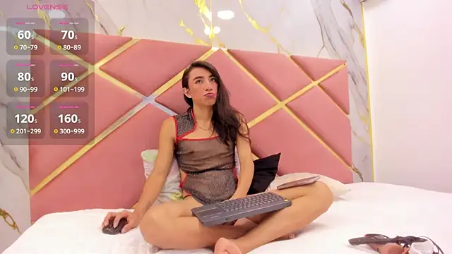 Snapshot of VALERIAQUEENTS__ chatting on December 15, 11:58 am VALERIAQUEENTS online show from December 15, 11:58 am