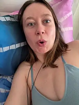 Brooke lover online show from March 30, 5:08 am