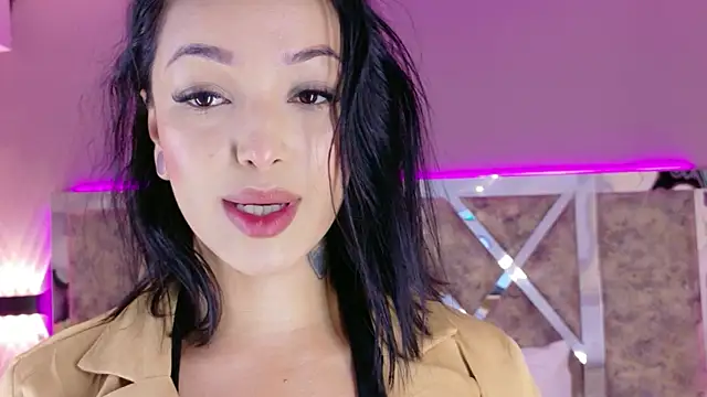 Snapshot of MelissaGill_ chatting on August 4, 10:51 am MelissaGill online show from August 4, 10:51 am