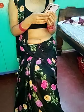 Snapshot of Myraajii chatting on March 9, 1:48 pm Myraajii online show from March 9, 1:48 pm