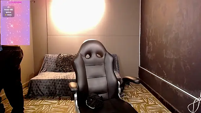 LiamVibes212 online show from December 4, 4:00 am