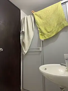 Miia moonn online show from December 14, 11:15 am