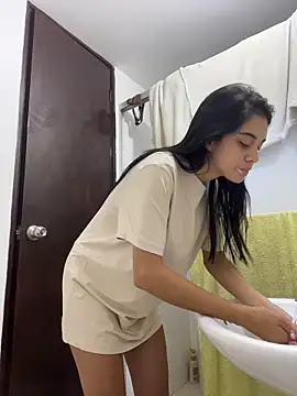 Miia moonn online show from December 15, 11:36 am