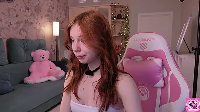 eva aria online show from March 29, 9:04 pm