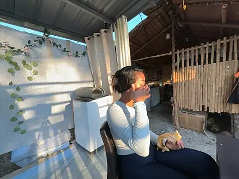 Juliet official pro online show from April 2, 10:40 pm