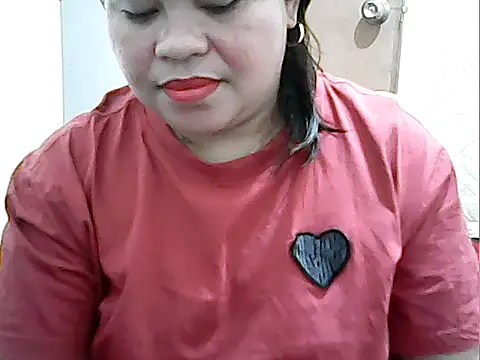 cutechubby online show from February 9, 10:47 pm