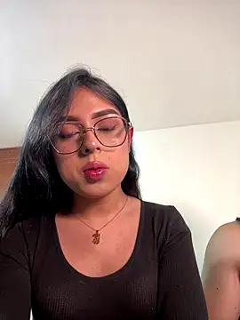 Snapshot of Nathalie_spencer2 chatting on December 14, 3:45 am Nathalie spencer2 online show from December 14, 3:45 am