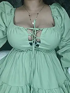 Snapshot of Curvy_Pooja chatting on July 4, 6:36 pm Curvy Pooja online show from July 4, 6:36 pm