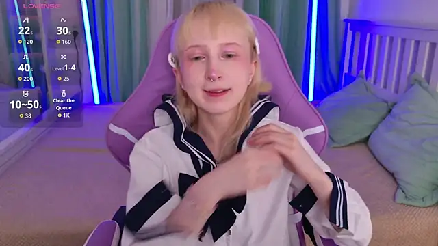 Snapshot of _Babyface_ chatting on July 22, 7:22 am Babyface online show from July 22, 7:22 am