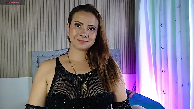 Snapshot of Karla_Ferrer_x chatting on March 18, 5:38 pm Karla Ferrer x online show from March 18, 5:38 pm
