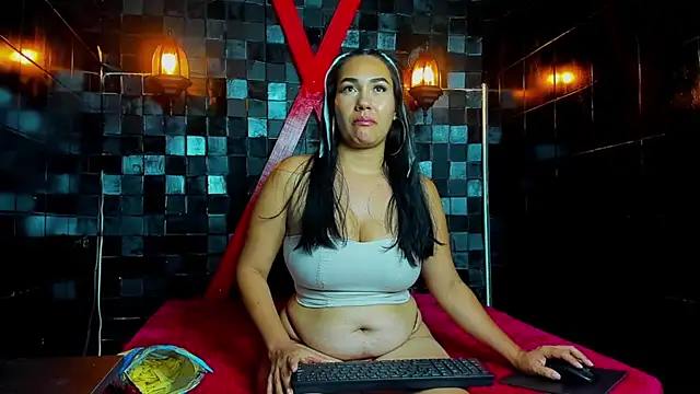 AzumiWalker online show from February 5, 8:13 pm