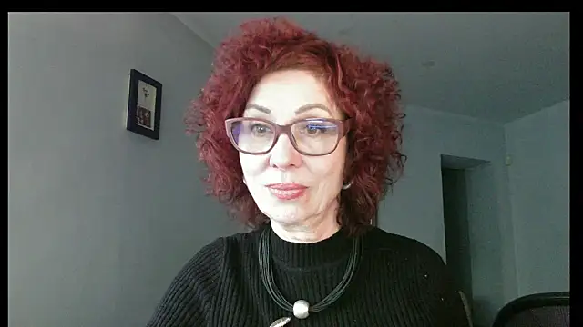 Snapshot of Kelly_Flurr chatting on May 1, 2:10 pm Kelly Flurr online show from May 1, 2:10 pm