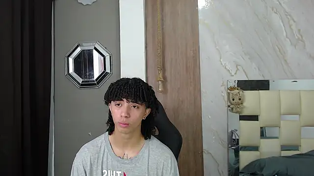 Snapshot of kim_curlyy chatting on May 9, 2:22 pm kim curlyy online show from May 9, 2:22 pm