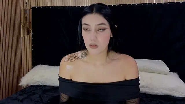 Snapshot of Venus_Horney chatting on April 11, 2:49 am Venus Horney online show from April 11, 2:49 am