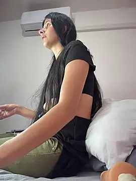 ZafiraNavarro online show from March 31, 8:31 pm