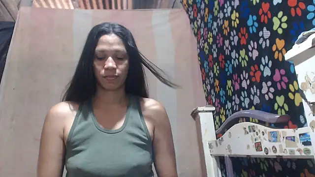 Snapshot of ELIZABET2- chatting on June 23, 1:42 pm ELIZABET2- online show from June 23, 1:42 pm