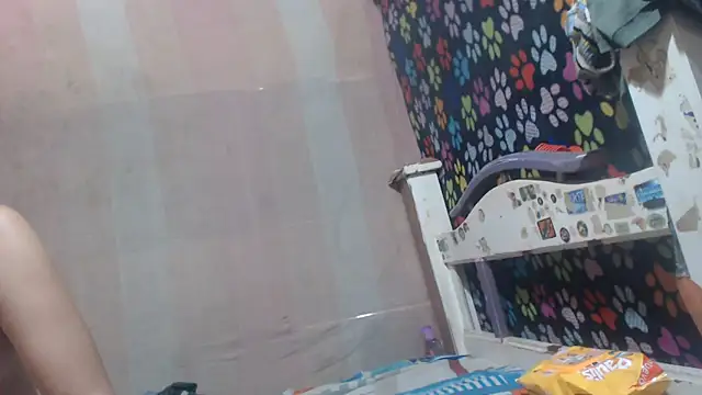Snapshot of ELIZABET2- chatting on June 28, 3:29 pm ELIZABET2- online show from June 28, 3:29 pm