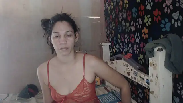 Snapshot of ELIZABET2- chatting on June 29, 9:15 pm ELIZABET2- online show from June 29, 9:15 pm