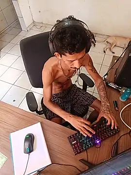 theyllorwillian online show from April 14, 1:17 pm