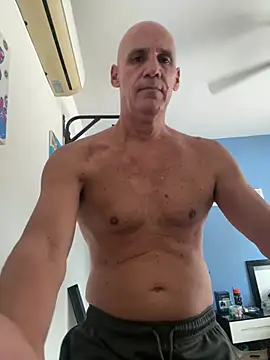 Snapshot of Elosoo chatting on January 9, 1:14 pm Elosoo online show from January 9, 1:14 pm