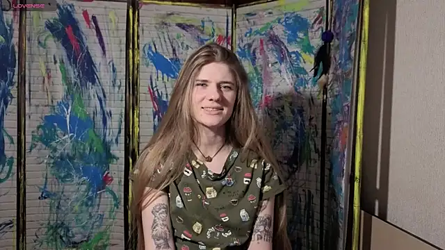 Adell Love online show from April 17, 7:39 pm