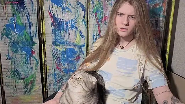 Snapshot of Adell_Love chatting on April 22, 8:10 pm Adell Love online show from April 22, 8:10 pm