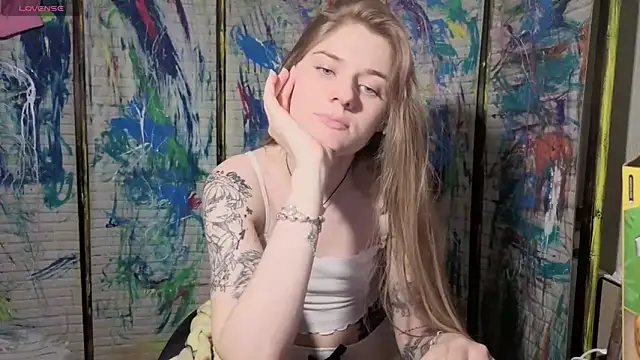 Snapshot of Adell_Love chatting on May 9, 6:46 pm Adell Love online show from May 9, 6:46 pm