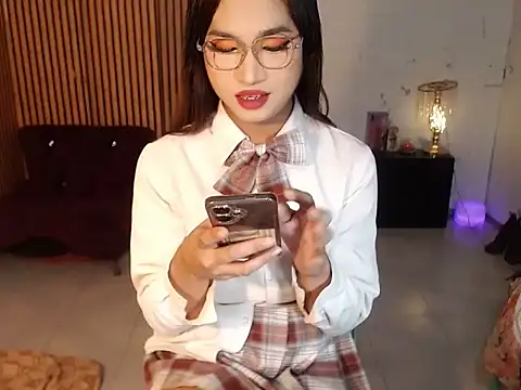 Snapshot of Sweet_kendall_xxx chatting on April 27, 2:37 pm Sweet kendall xxx online show from April 27, 2:37 pm