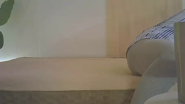 kyono-iyashi online show from April 25, 2:47 pm