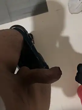 Snapshot of your_playboy_00 chatting on February 21, 2:29 pm your playboy 00 online show from February 21, 2:29 pm