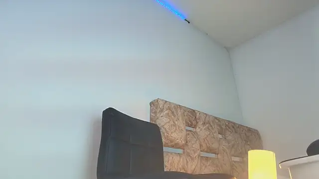 Brianny X online show from April 28, 10:15 pm