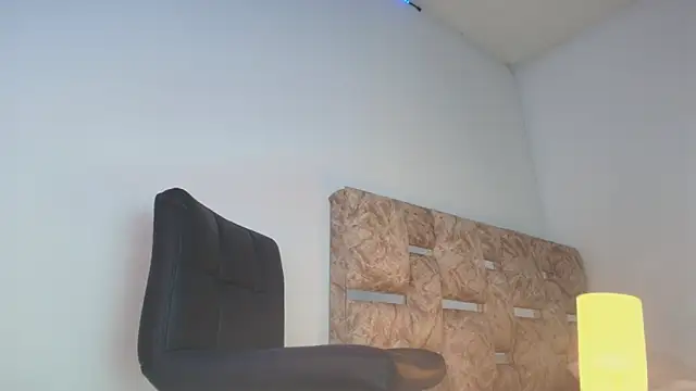 Brianny X online show from April 30, 12:33 pm